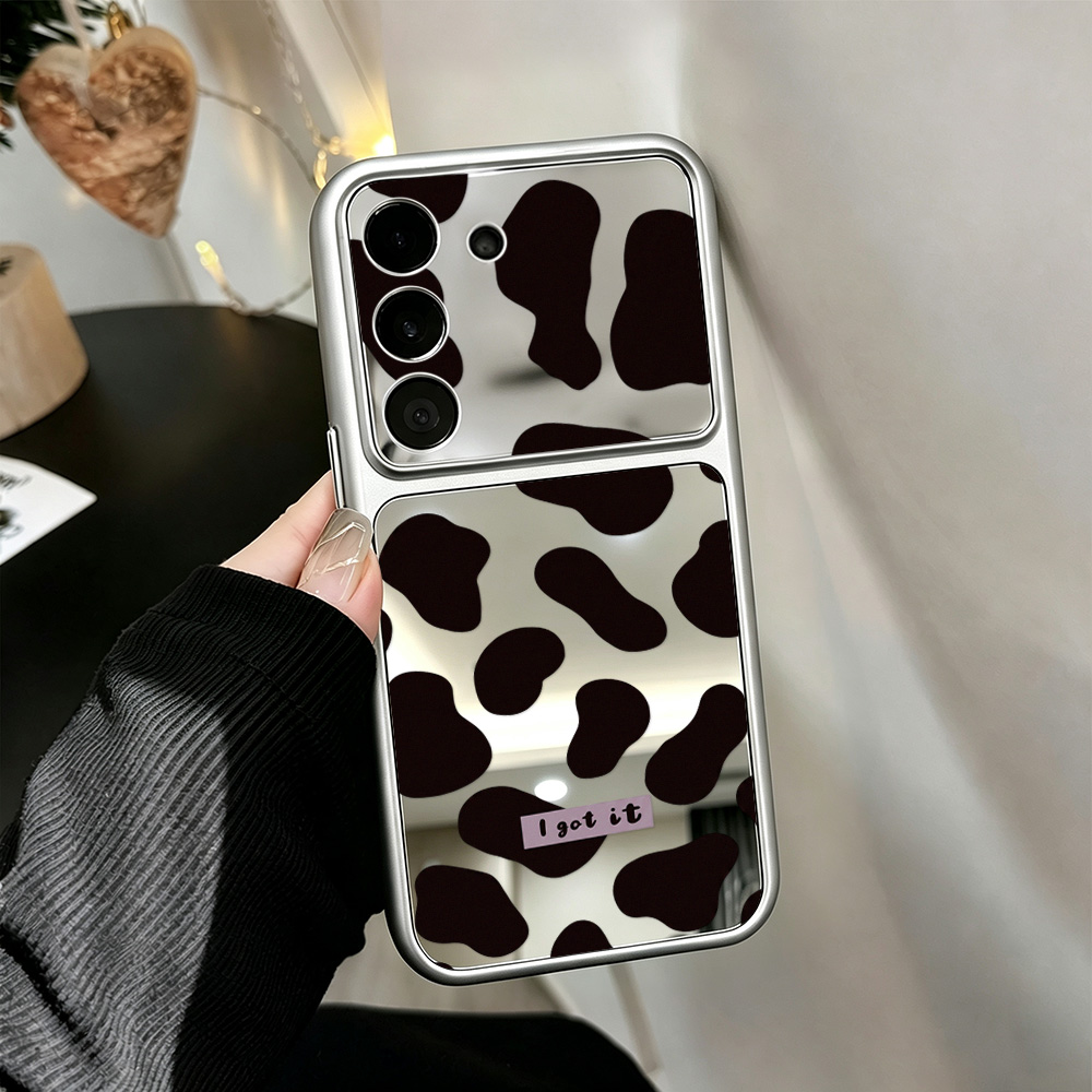 Y2K Aesthetic Cow Print Mirror - Samsung Galaxy S25 recension och pris